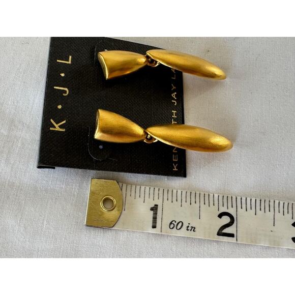 NOS Vintage KJL Brushed Gold Satin Dangle Earrings Teardrop Kenneth Jay Lane - Picture 5 of 5
